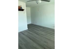 11425 1ST STREET, TREASURE ISLAND, FL 33706 - MLS#MFRTB8449351