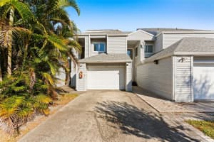 9727 TIFFANY OAKS LANE, TAMPA, FL 33612 - MLS#MFRTB8449354