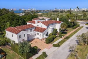 1102 PALM VIEW AVENUE, BELLEAIR, FL 33756 - MLS#MFRTB8449464