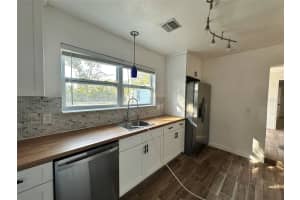 4634 SUNSET BOULEVARD, TAMPA, FL 33629 Sold 01/21/26