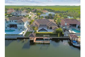 5220 LONGBOAT BOULEVARD, TAMPA, FL 33615 - MLS#MFRTB8449567