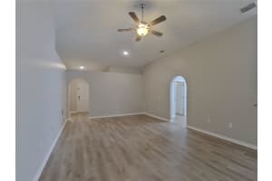 MLS# MFRTB8449619, Apopka, Florida 32703