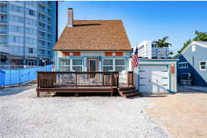 117 52ND AVENUE, ST PETE BEACH, FL 33706 - MLS#MFRTB8449666