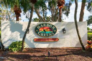 9510 HARBOR GREENS WAY, SEMINOLE, FL 33776 - MLS#MFRTB8449703