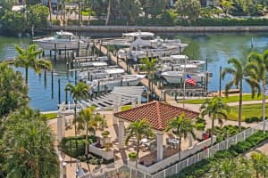 1325 SNELL ISLE BOULEVARD, ST PETERSBURG, FL 33704 - MLS#MFRTB8449786