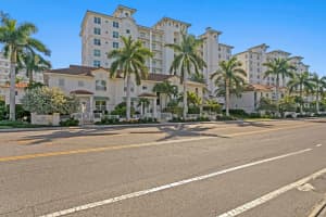 1325 SNELL ISLE BOULEVARD, ST PETERSBURG, FL 33704 - MLS#MFRTB8449786