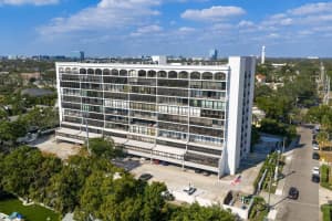 3211 SWANN AVENUE, TAMPA, FL 33609 - MLS#MFRTB8449809