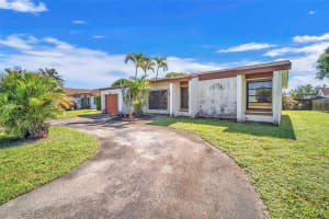 8510 JOHNSON STREET, PEMBROKE PINES, FL 33024 - MLS#MFRTB8449897