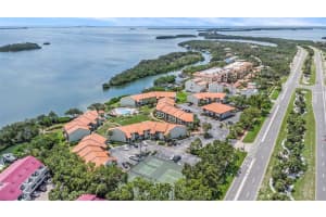 1515 PINELLAS BAYWAY S #14, ST PETERSBURG, FL 33715 - MLS#MFRTB8449904