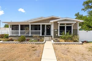 2715 9th Ave N, ST PETERSBURG