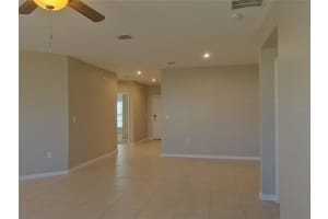 MLS# MFRTB8449967, Kissimmee, Florida 34758