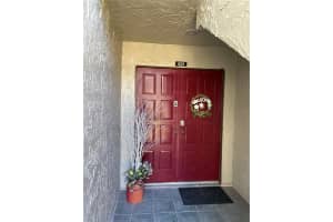 621 WINDRUSH BAY DRIVE, TARPON SPRINGS, FL 34689 - MLS#MFRTB8449975