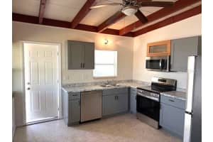 406 COUNTRY CLUB DRIVE, OLDSMAR, FL 34677 - MLS#MFRTB8450002