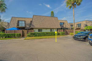 15314 POND WOODS DRIVE, TAMPA, FL 33618 - MLS#MFRTB8450004