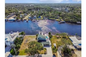 8025 Island Dr, PORT RICHEY