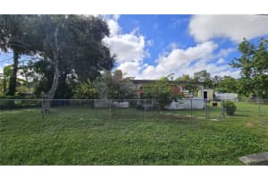 9010 HAMILTON AVENUE, TAMPA, FL 33615 - MLS#MFRTB8450082