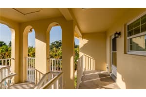 3850 13TH AVENUE, ST PETERSBURG, FL 33713 - MLS#MFRTB8450196