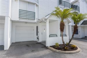 320 ISLAND WAY, CLEARWATER BEACH, FL 33767 - MLS#MFRTB8450221