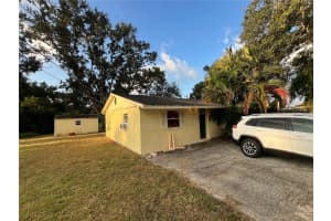 9013 Symmes Rd, GIBSONTON