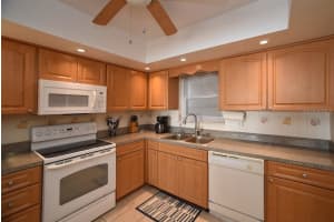 5200 BRITTANY DRIVE, ST PETERSBURG, FL 33715 - MLS#MFRTB8450314