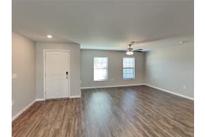 MLS# MFRTB8450338, Deltona, Florida 32738