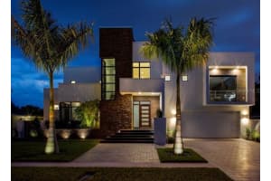 356 Bayview Dr Ne, ST PETERSBURG