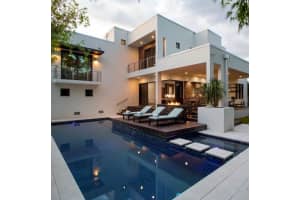 356 BAYVIEW DRIVE, ST PETERSBURG, FL 33704 - MLS#MFRTB8450369