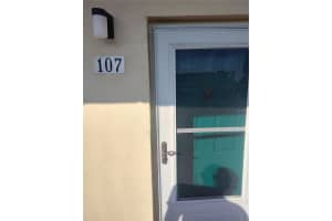 2960 59th St S #107, GULFPORT 2960 59th St S #107, GULFPORT