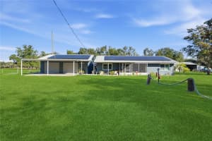 2802 LEANING OAK LANE, LITHIA, FL 33547 - MLS#MFRTB8450471