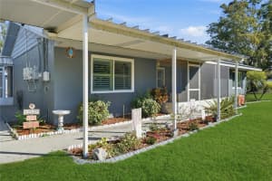 2802 LEANING OAK LANE, LITHIA, FL 33547 - MLS#MFRTB8450471