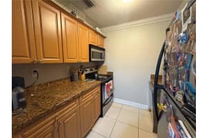 5221 BAYSHORE BOULEVARD, TAMPA, FL 33611 Sold 02/14/26