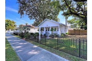 901 BAKER STREET, PLANT CITY, FL 33563 - MLS#MFRTB8450645