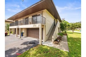 2939 Lichen Ln #d, CLEARWATER