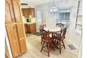 2000 BAY DRIVE, LARGO, FL 33771 - MLS#MFRTB8450690