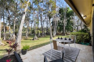 2561 Oakleaf Ln #40b, CLEARWATER