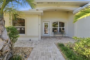 4688 72ND COURT, BRADENTON, FL 34203 - MLS#MFRTB8450797