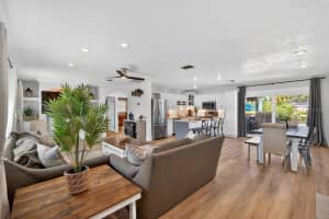 513 DOLPHIN AVENUE, ST PETERSBURG, FL 33705 - MLS#MFRTB8450798