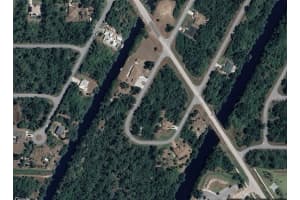 2216 PRIVATE CIRCLE, PORT CHARLOTTE, FL 33953 - MLS#MFRTB8450821