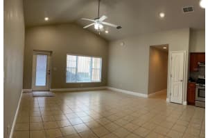 225 DAVID WALKER DRIVE, TAVARES, FL 32778 - MLS#MFRTB8450826