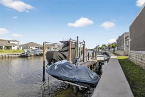 719 ISLEBAY DRIVE, APOLLO BEACH, FL 33572 - MLS#MFRTB8450829
