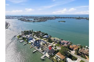 215 DRIFTWOOD LANE, LARGO, FL 33770 - MLS#MFRTB8450841