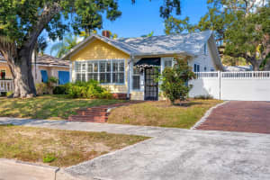 326 WILDWOOD WAY, BELLEAIR, FL 33756 - MLS#MFRTB8450916