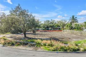 4811 PARADISE WAY, ST PETERSBURG, FL 33705 - MLS#MFRTB8450933