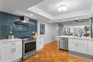 201 LAUREL STREET, TAMPA, FL 33602 - MLS#MFRTB8450942