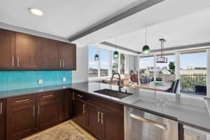 223 ISLAND WAY, CLEARWATER BEACH, FL 33767 - MLS#MFRTB8450999