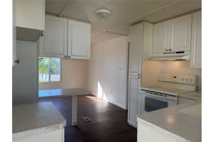 61 5TH AVENUE, VENICE, FL 34285 - MLS#MFRTB8451034