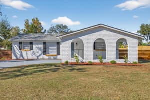 804 WALNUT DRIVE, SEFFNER, FL 33584 - MLS#MFRTB8451072