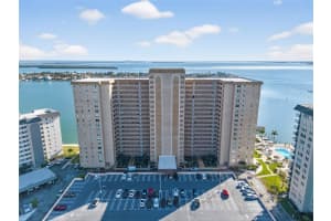 5200 BRITTANY DRIVE, ST PETERSBURG, FL 33715 - MLS#MFRTB8451124