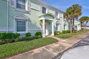 4875 COQUINA KEY DRIVE, ST PETERSBURG, FL 33705 - MLS#MFRTB8451245