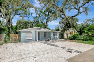 8720 DEXTER AVENUE, TAMPA, FL 33604 - MLS#MFRTB8451274